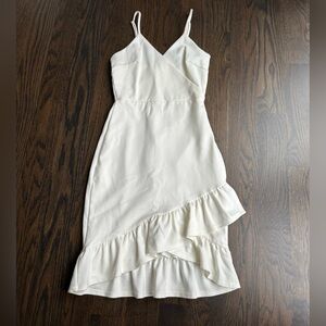 Lulus XXS white ruffle dress